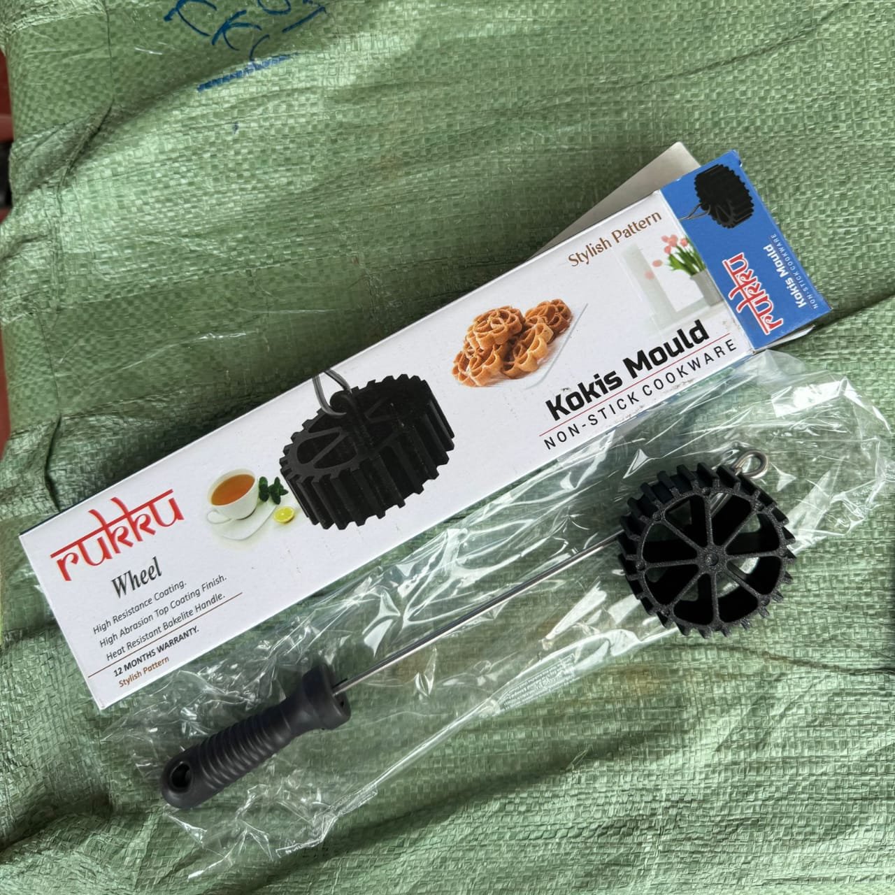 Pukku Non-Stick Kokis Mould (Wheel Design)